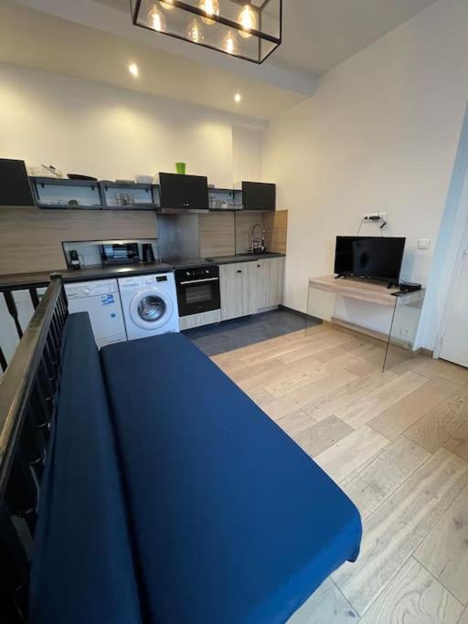 Confortable Appartement 3 Pieces Flatters باريس المظهر الخارجي الصورة