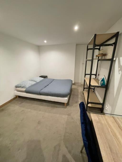 Confortable Appartement 3 Pieces Flatters باريس المظهر الخارجي الصورة